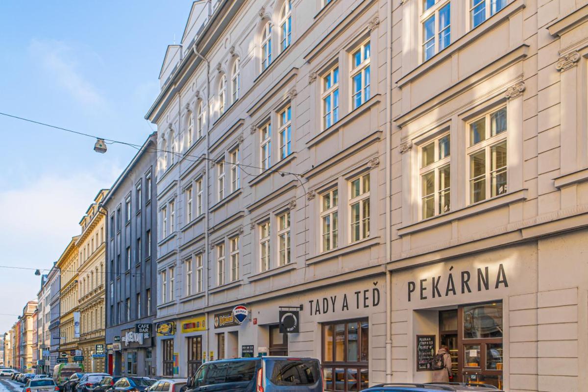 Utulny Byt V Centru Prahy Praga Exterior foto